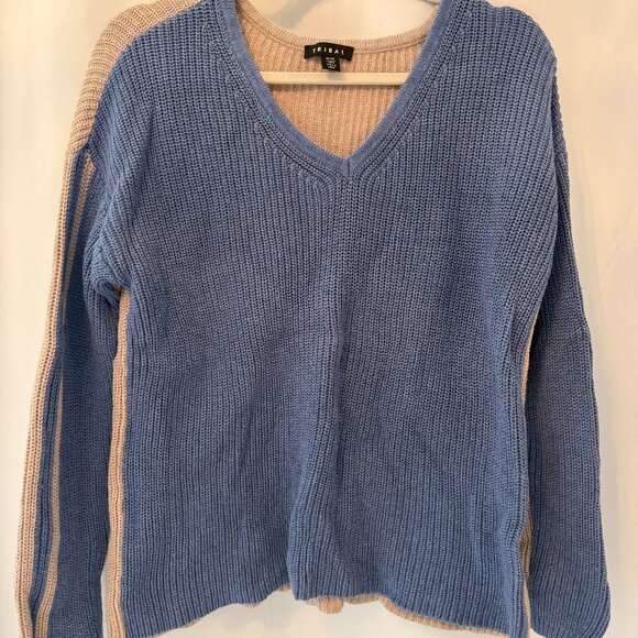 Blue and Beige Color block Knit V-Neck Sweater - Picture 1 of 2